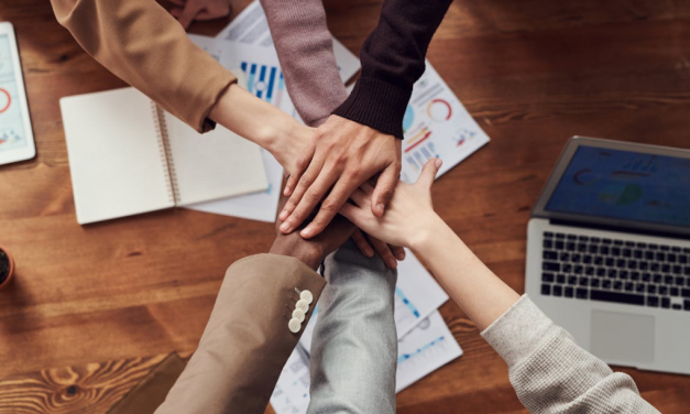 Inspirerende ideeën voor bedrijfsuitjes die écht bijblijven